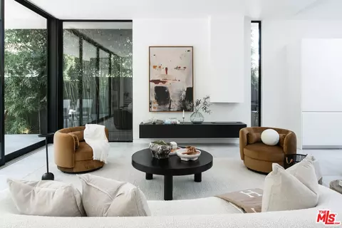 12337 Rye St, Studio City, CA 91604 photo 3
