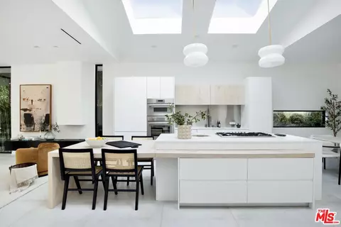 12337 Rye St, Studio City, CA 91604 photo 4