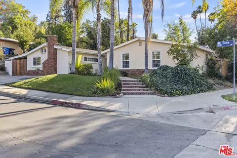 Undisclosed, Woodland Hills, CA 91367