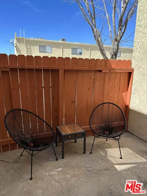 44200 Kingtree Ave #13, Lancaster, CA 93534 photo 9