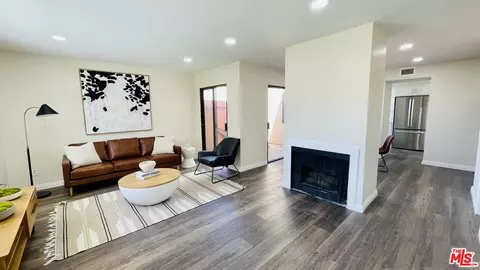44200 Kingtree Ave #13, Lancaster, CA 93534 photo 4