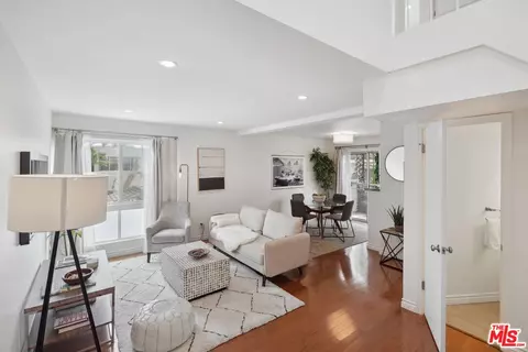 1539 S Saltair Ave #F, Los Angeles, CA 90025