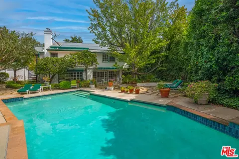 9707 Wendover Dr, Beverly Hills, CA 90210