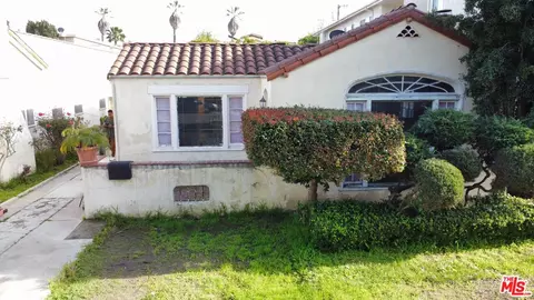 9730 Charnock Ave, Los Angeles, CA 90034