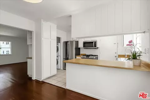 3616 Kalsman Dr #1, Los Angeles, CA 90016