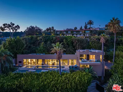 9115 Cordell Dr, Los Angeles, CA 90069