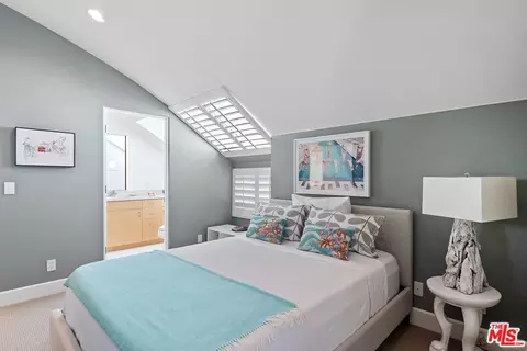 3741 Ocean Dr, Oxnard, CA 93035 photo 19