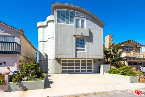 3741 Ocean Dr, Oxnard, CA 93035