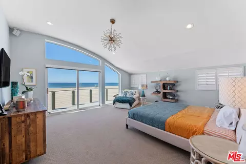 3741 Ocean Dr, Oxnard, CA 93035 photo 12