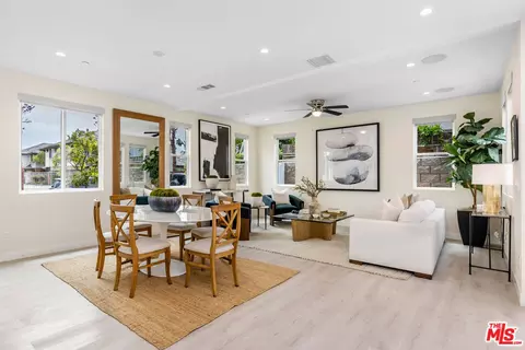 2573 Elden Ave #C, Costa Mesa, CA 92627 photo 3