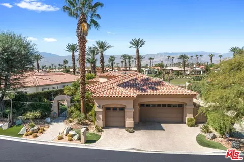 331 Tomahawk Dr, Palm Desert, CA 92211
