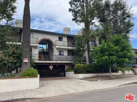 315 S Harvard Blvd #203, Los Angeles, CA 90020