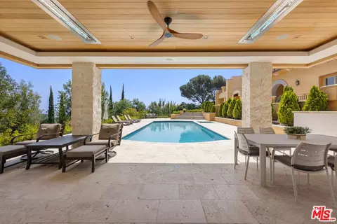 19609 W Citrus Ridge Drive Dr, Tarzana, CA 91356