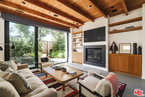 44 Horizon Ave, Venice, CA 90291