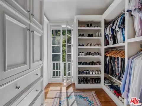 12985 Galewood St, Studio City, CA 91604