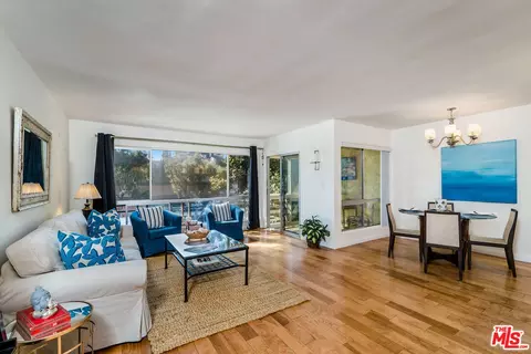 6225 Canterbury Dr #210, Culver City, CA 90230