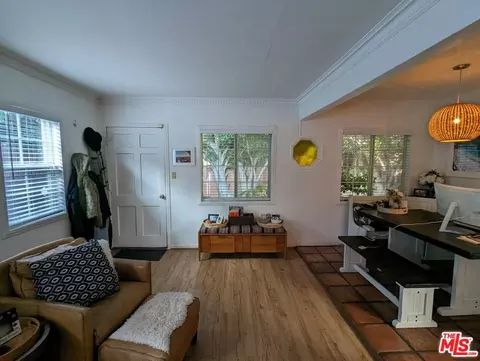 710 Hampton Dr, Venice, CA 90291 photo 5