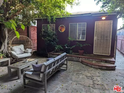 710 Hampton Dr, Venice, CA 90291