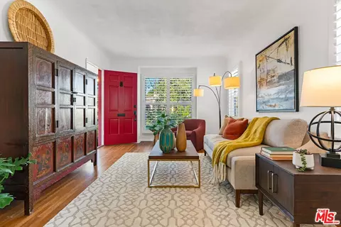 6340 W 81st St, Los Angeles, CA 90045