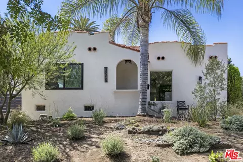 1537 N Hoover St, Los Angeles, CA 90027