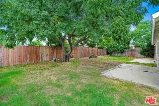 7973 Oleander Ave, Fontana, CA 92336