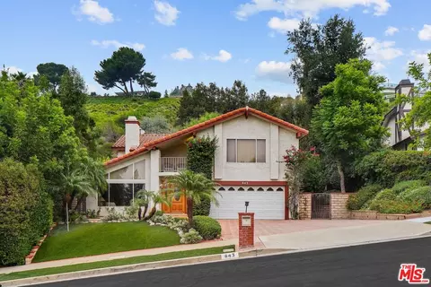 843 Brown Dr, Burbank, CA 91504