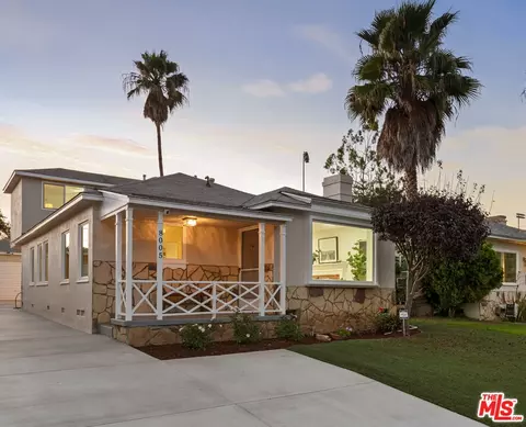 8005 Holy Cross Pl, Los Angeles, CA 90045