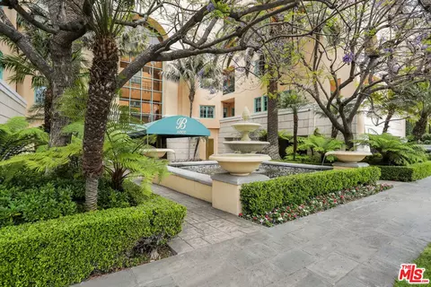 11500 San Vicente Blvd #404, Los Angeles, CA 90049