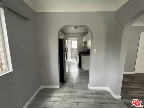301 S Acacia Ave, Compton, CA 90220 photo 3