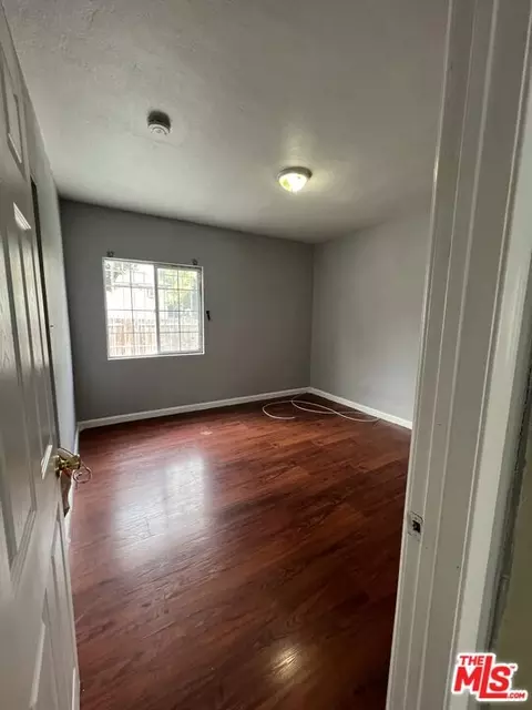 301 S Acacia Ave, Compton, CA 90220 photo 5