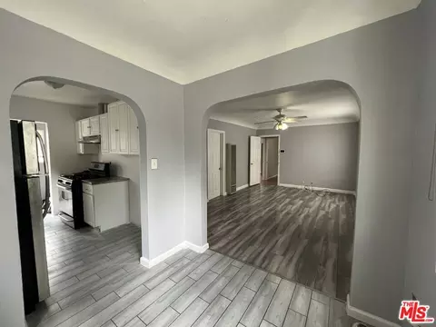 301 S Acacia Ave, Compton, CA 90220 photo 4