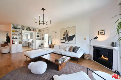 822 S Windsor Blvd #201, Los Angeles, CA 90005