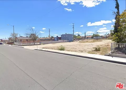 112 E Williams St, Barstow, CA 92311 photo 3