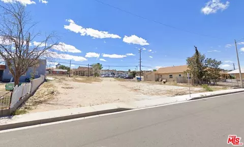 112 E Williams St, Barstow, CA 92311 photo 2