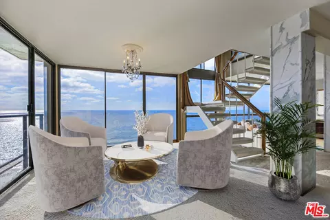 531 Esplanade #716, Redondo Beach, CA 90277