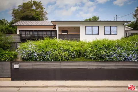 3927 Fernwood Ave, Los Angeles, CA 90027