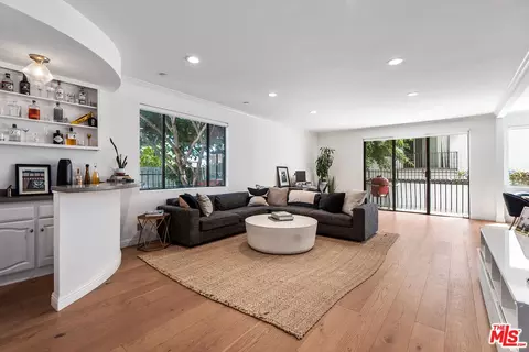126 N Croft Ave #102, Los Angeles, CA 90048