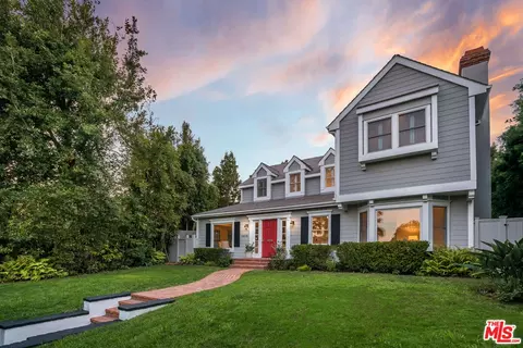 14619 Bestor Blvd, Pacific Palisades, CA 90272