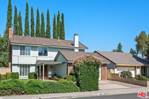 23617 Via Rana, Valencia, CA 91355