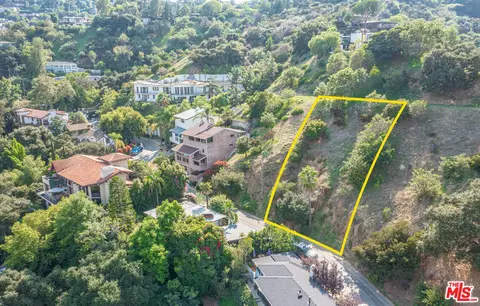 2981 Passmore Dr, Los Angeles, CA 90068