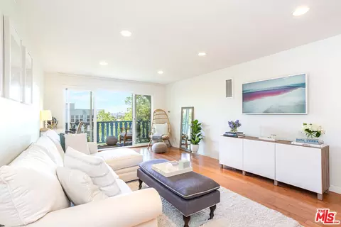 1255 10th St #306, Santa Monica, CA 90401