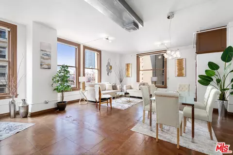 215 W 7th St #805, Los Angeles, CA 90014