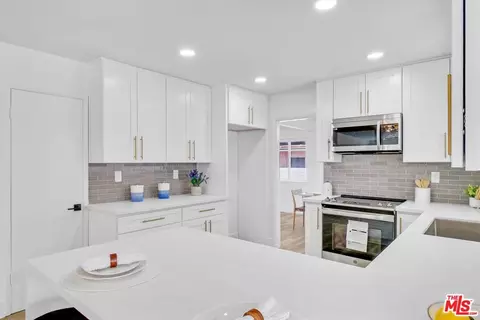 424 E 211th St, Carson, CA 90745 photo 15