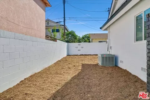 424 E 211th St, Carson, CA 90745 photo 36