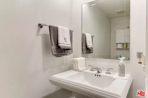 21724 Grace Ave #20, Carson, CA 90745 photo 16