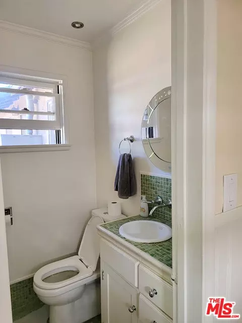 3913 Mohawk St, Pasadena, CA 91107 photo 9