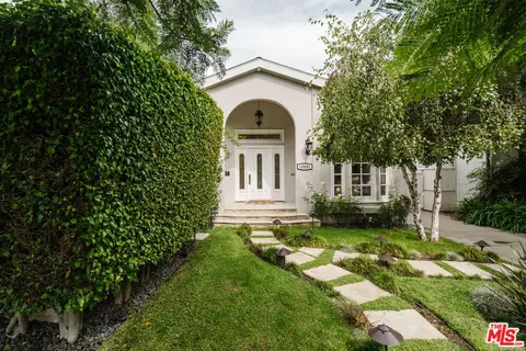 12233 Shetland Ln, Los Angeles, CA 90049