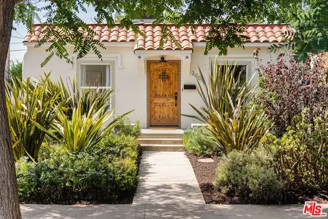 3009 11th Ave, Los Angeles, CA 90018