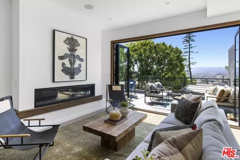 1321 Edgecliffe Dr, Los Angeles, CA 90026