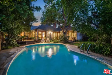 4947 Edgerton Ave, Encino, CA 91436